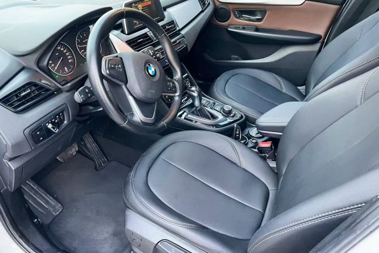 Used BMW 2 Series Active Tourer 2015 218i Leading Model Interior 1