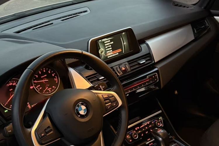 Used BMW 2 Series Active Tourer 2015 218i Leading Model Interior 1