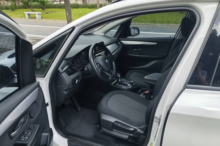Used BMW 2 Series Active Tourer 2015 218i Leading Model Interior 1