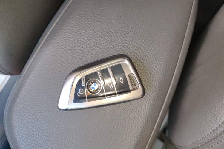 Used BMW 2 Series Active Tourer 2015 218i Sports Design Package Interior 1