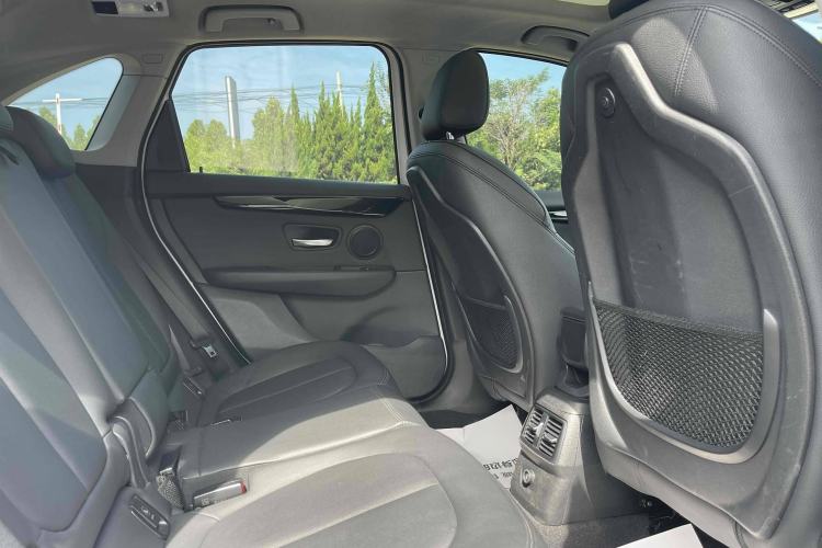 Used BMW 2 Series Active Tourer 2015 218i Sports Design Package Interior 3
