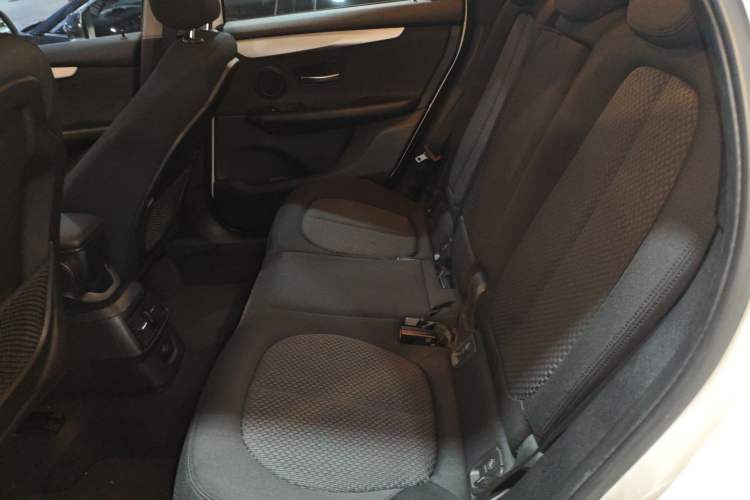 Used BMW 2 Series Active Tourer 2015 218i Leading Model Interior 4