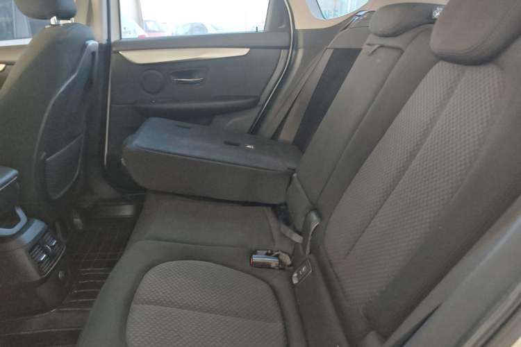Used BMW 2 Series Active Tourer 2015 218i Leading Model Interior 4