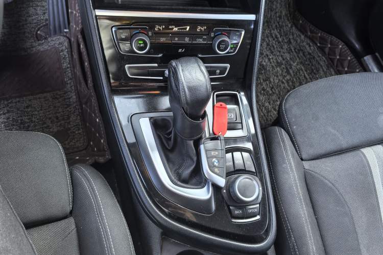 Used BMW 2 Series Active Tourer 2015 218i Leading Model Interior 4