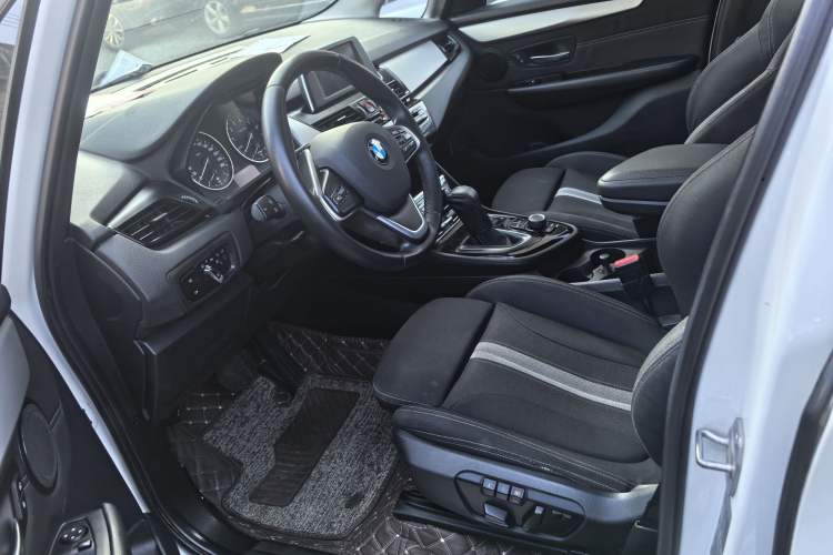 Used BMW 2 Series Active Tourer 2015 218i Leading Model Interior 5