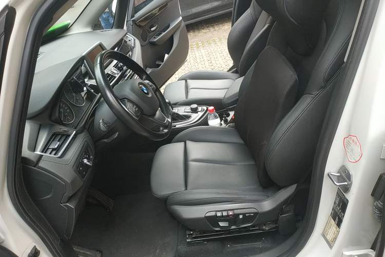 Used BMW 2 Series Active Tourer 2015 218i Sports Design Package Left Front Seat