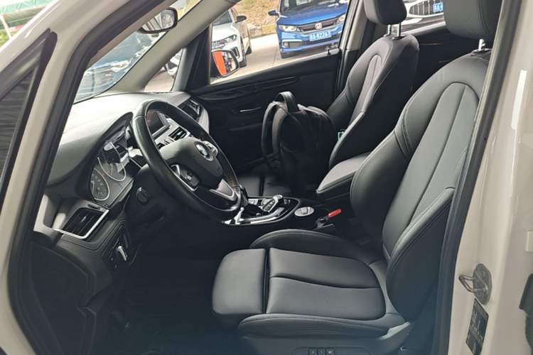 Used BMW 2 Series Active Tourer 2015 218i Sports Design Package Left Front Seat