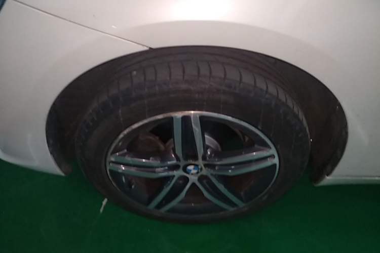 Used BMW 2 Series Active Tourer 2015 218i Sports Design Package Left Front Wheel Hub