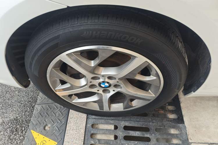 Used BMW 2 Series Active Tourer 2015 218i Leading Model Left Front Wheel Hub
