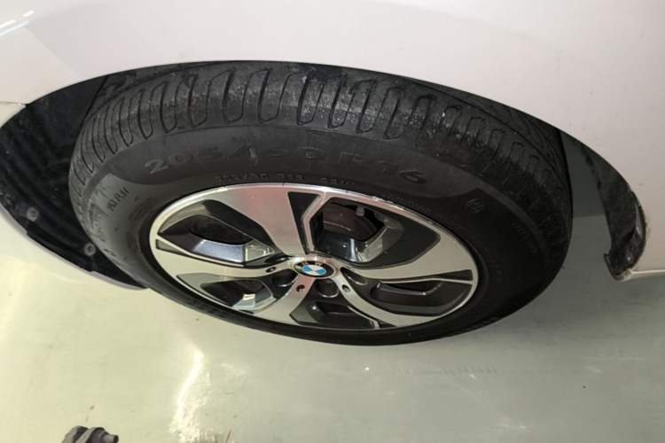 Used BMW 2 Series Active Tourer 2015 218i Leading Model Left Front Wheel Hub