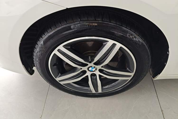 Used BMW 2 Series Active Tourer 2015 218i Sports Design Package Left Front Wheel Hub