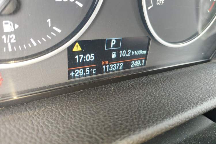 Used BMW 2 Series Active Tourer 2015 218i Leading Model Odometer Close Up