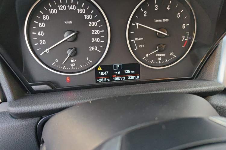 Used BMW 2 Series Active Tourer 2015 218i Leading Model Odometer Close Up