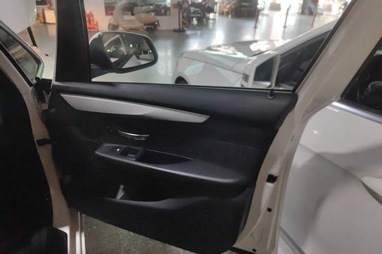 Used BMW 2 Series Active Tourer 2015 218i Leading Model Right Front Door Interior