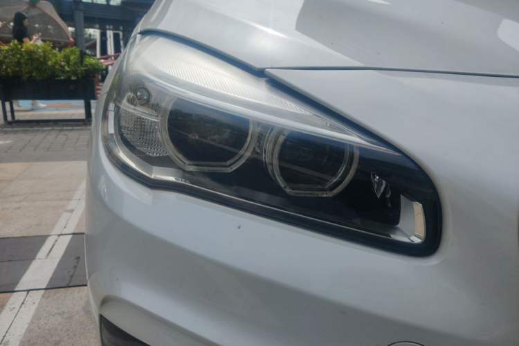 Used BMW 2 Series Active Tourer 2015 218i Sports Design Package Right Front Headlight