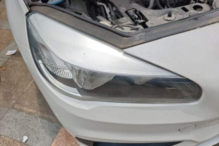 Used BMW 2 Series Active Tourer 2015 218i Leading Model Right Front Headlight