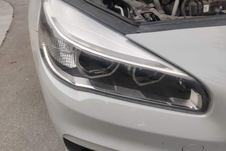 Used BMW 2 Series Active Tourer 2015 218i Sports Design Package Right Front Headlight