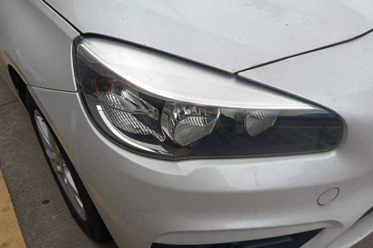Used BMW 2 Series Active Tourer 2015 218i Leading Model Right Front Headlight