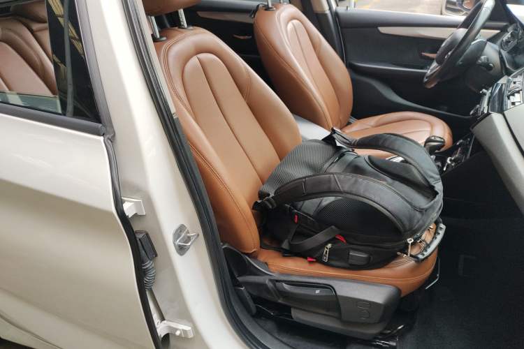 Used BMW 2 Series Active Tourer 2015 218i Leading Model Right Front Seat