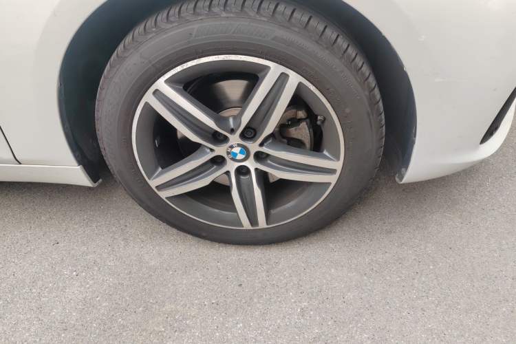 Used BMW 2 Series Active Tourer 2015 218i Sports Design Package Right Front Wheel Hub