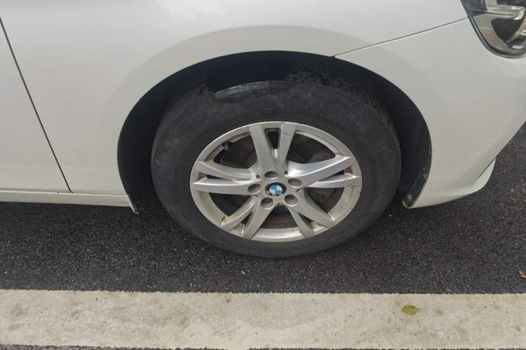 Used BMW 2 Series Active Tourer 2015 218i Leading Model Right Front Wheel Hub