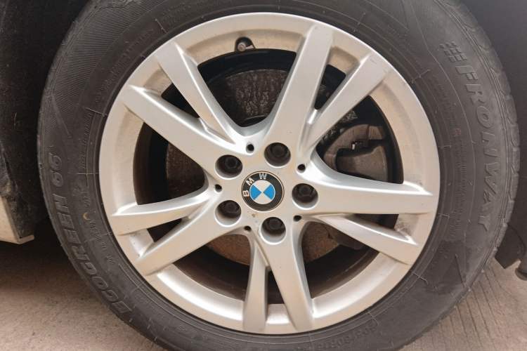 Used BMW 2 Series Active Tourer 2015 218i Leading Model Right Front Wheel Hub