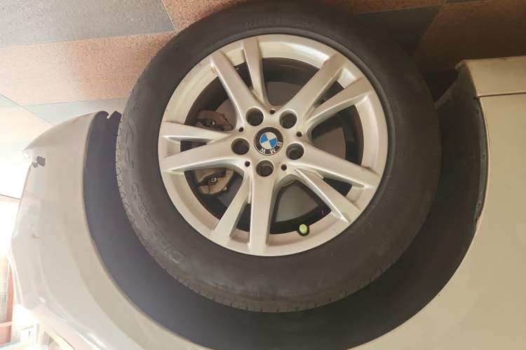 Used BMW 2 Series Active Tourer 2015 218i Leading Model Right Front Wheel Hub