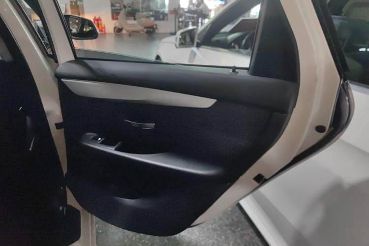 Used BMW 2 Series Active Tourer 2015 218i Leading Model Right Rear Door Interior