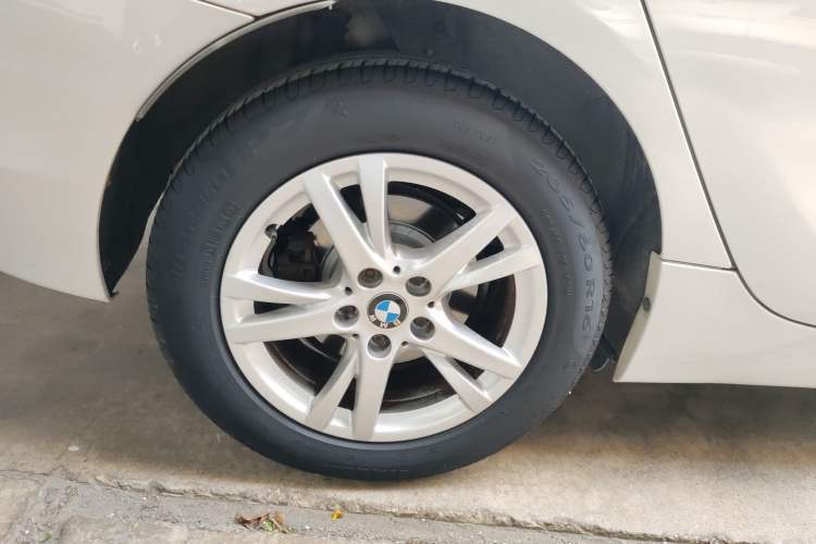 Used BMW 2 Series Active Tourer 2015 218i Leading Model Right Rear Wheel Hub