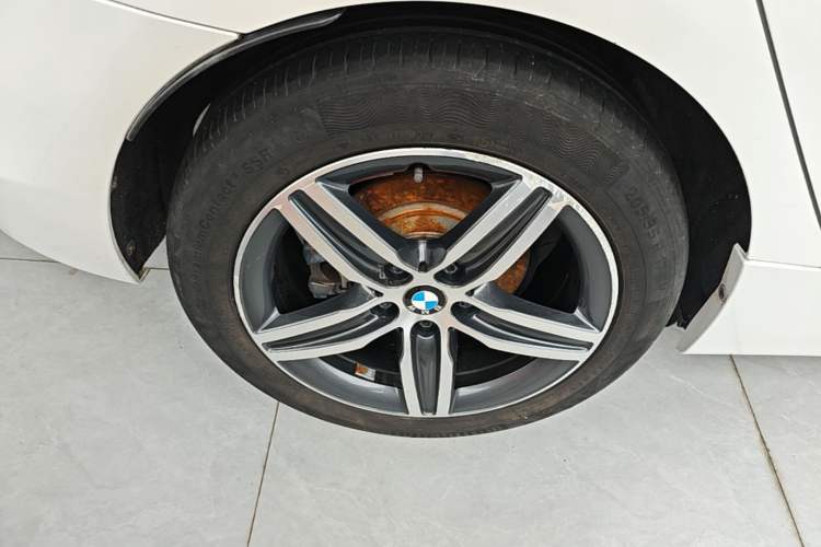 Used BMW 2 Series Active Tourer 2015 218i Sports Design Package Right Rear Wheel Hub