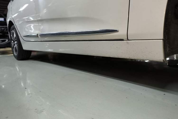 Used BMW 2 Series Active Tourer 2015 218i Leading Model Right Side Sill