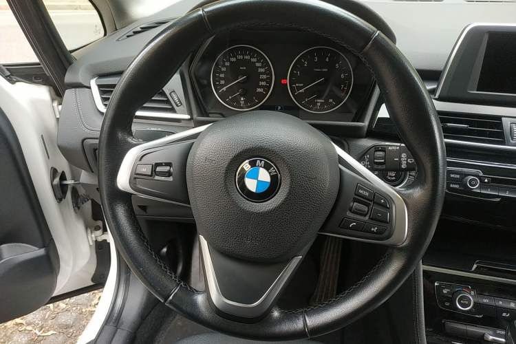 Used BMW 2 Series Active Tourer 2015 218i Sports Design Package Steering Wheel