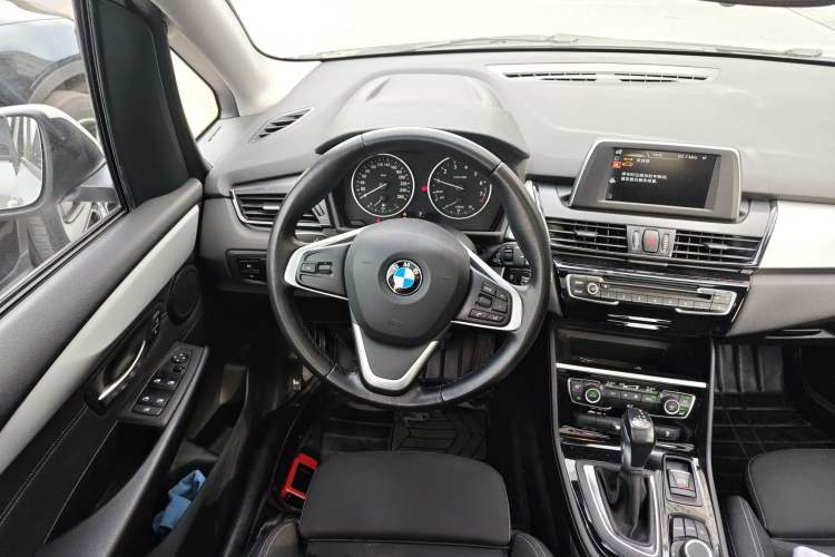 Used BMW 2 Series Active Tourer 2015 218i Sports Design Package Steering Wheel