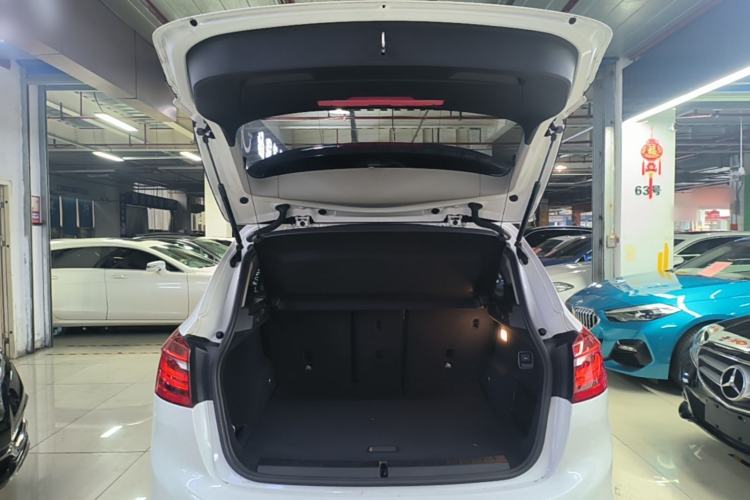 Used BMW 2 Series Active Tourer 2015 218i Sports Design Package Trunk