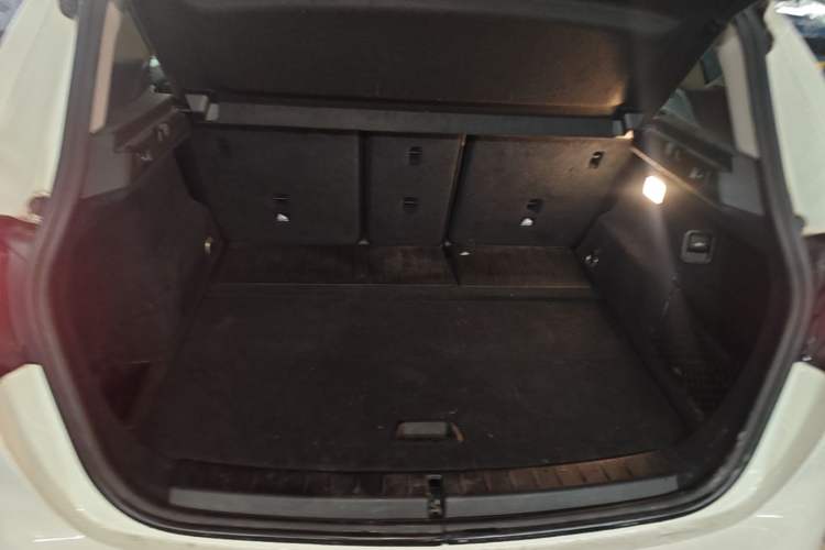 Used BMW 2 Series Active Tourer 2015 218i Sports Design Package Trunk