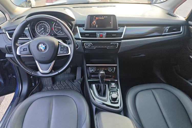 Used BMW 2 Series Active Tourer 2016 218i Sports Design Package Center Console