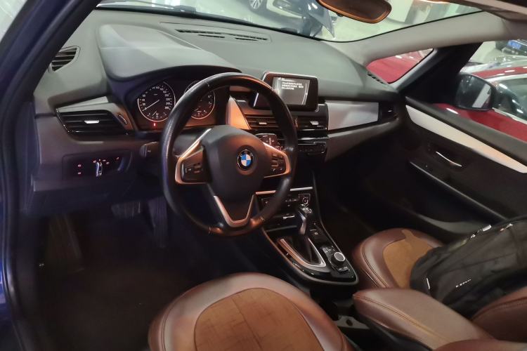 Used BMW 2 Series Active Tourer 2016 218i Leading Model Center Console