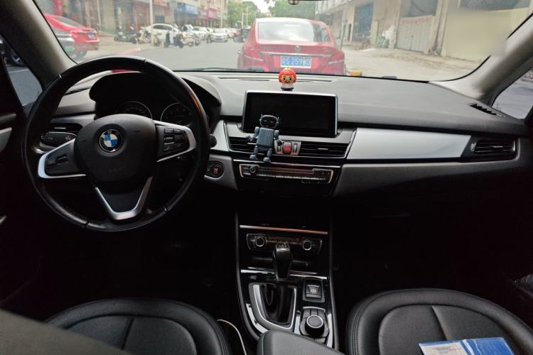 Used BMW 2 Series Active Tourer 2016 218i Fashion Model Center Console
