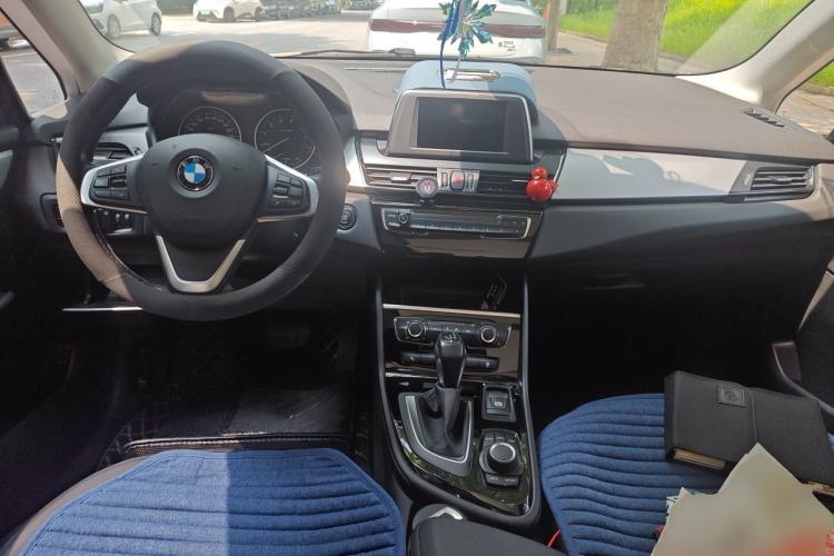 Used BMW 2 Series Active Tourer 2016 218i Fashion Model Center Console