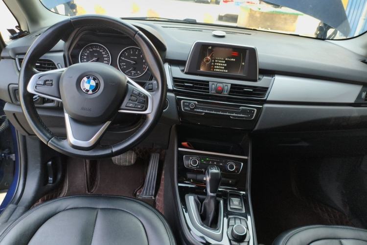 Used BMW 2 Series Active Tourer 2016 218i Fashion Model Center Console