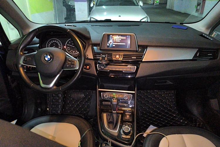 Used BMW 2 Series Active Tourer 2016 218i Fashion Model Center Console