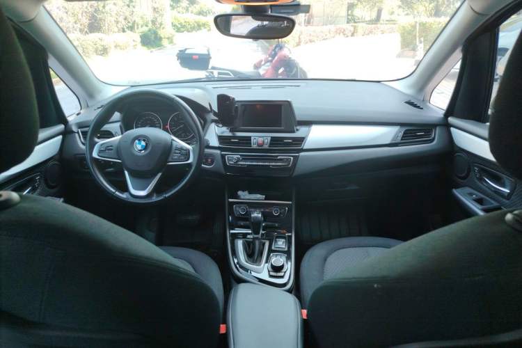 Used BMW 2 Series Active Tourer 2016 218i Leading Model Center Console