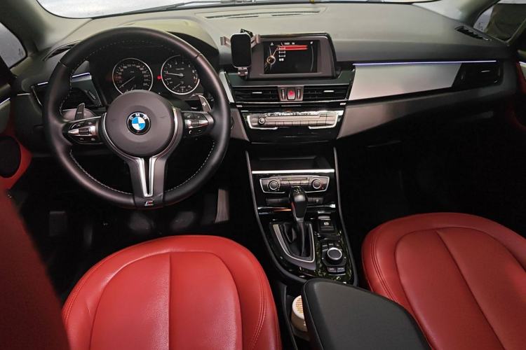 Used BMW 2 Series Active Tourer 2016 218i Fashion Model Center Console