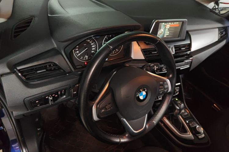 Used BMW 2 Series Active Tourer 2016 218i Fashion Model Center Console