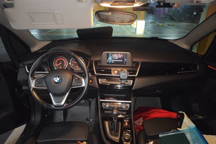 Used BMW 2 Series Active Tourer 2016 218i Sports Design Package Center Console