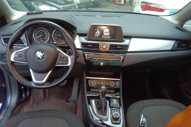 Used BMW 2 Series Active Tourer 2016 218i Fashion Model Center Console