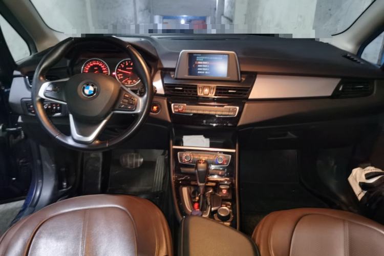Used BMW 2 Series Active Tourer 2016 218i Fashion Model Center Console