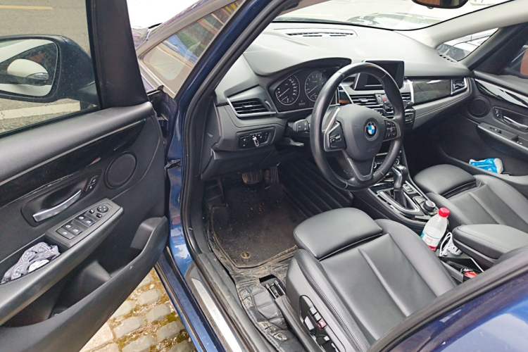 Used BMW 2 Series Active Tourer 2016 218i Sports Design Package Driver Seat