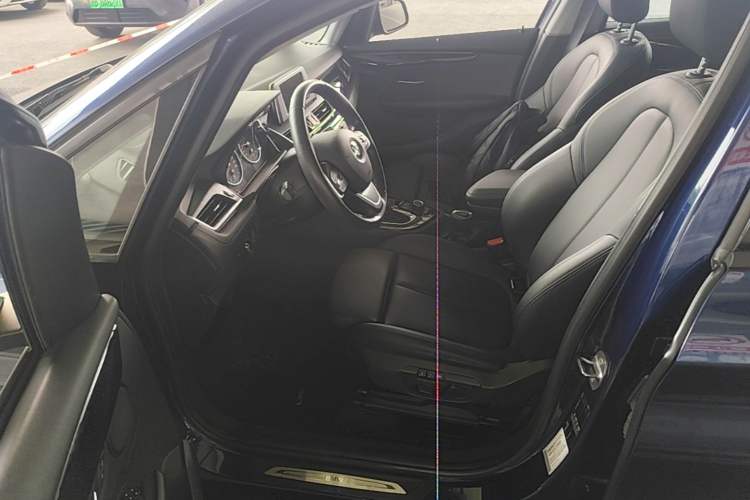 Used BMW 2 Series Active Tourer 2016 218i Sports Design Package Driver Seat