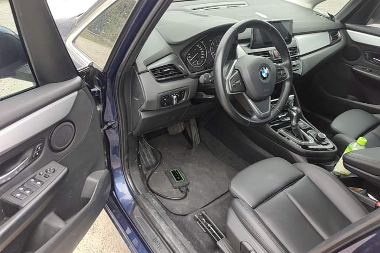 Used BMW 2 Series Active Tourer 2016 220i Luxury Edition Driver Seat